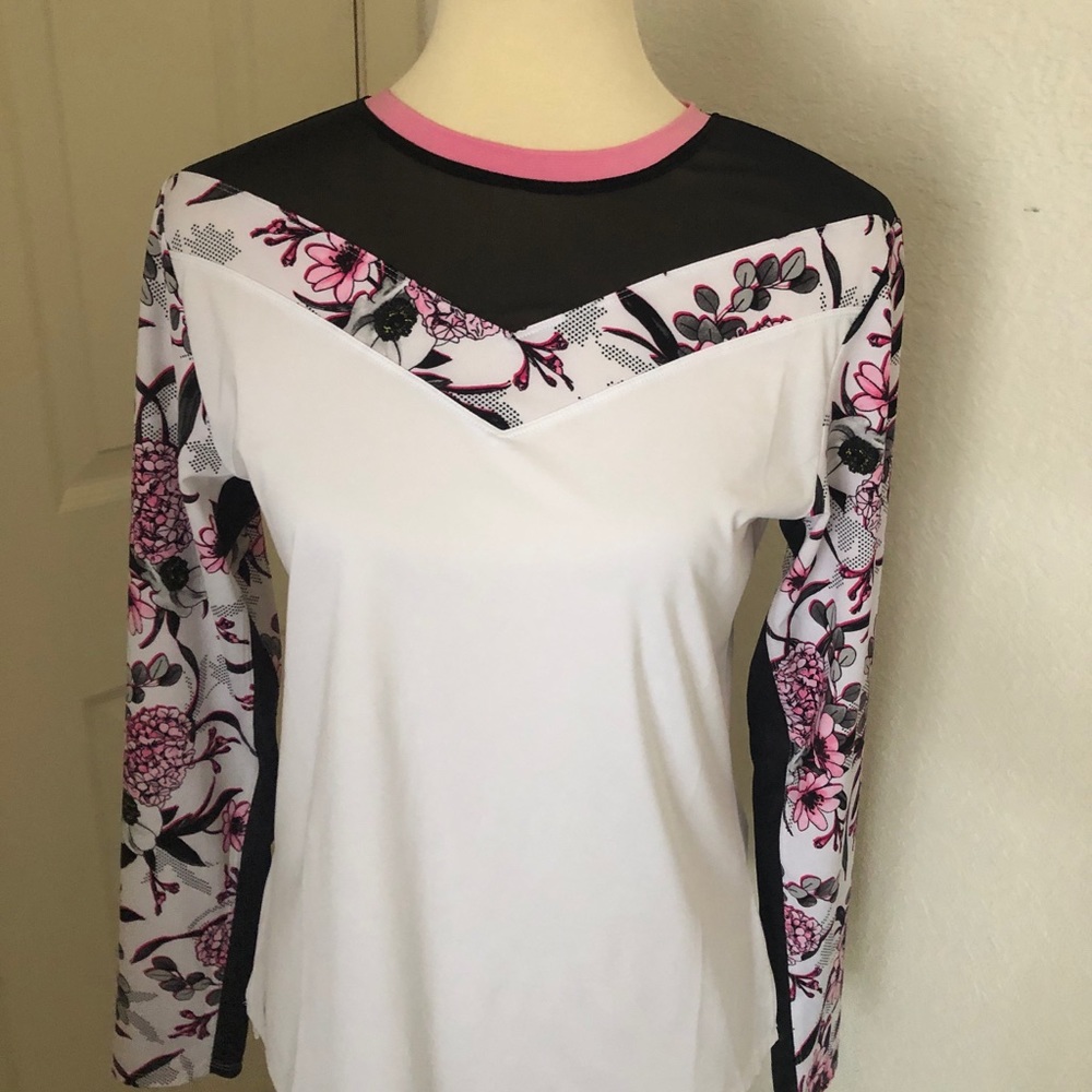 Tail Tennis Top NWOT
